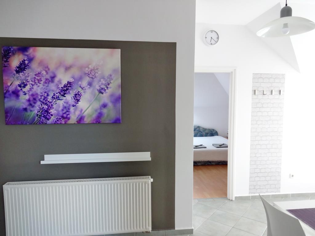 Albizia Apartments Balatonfüred Екстериор снимка